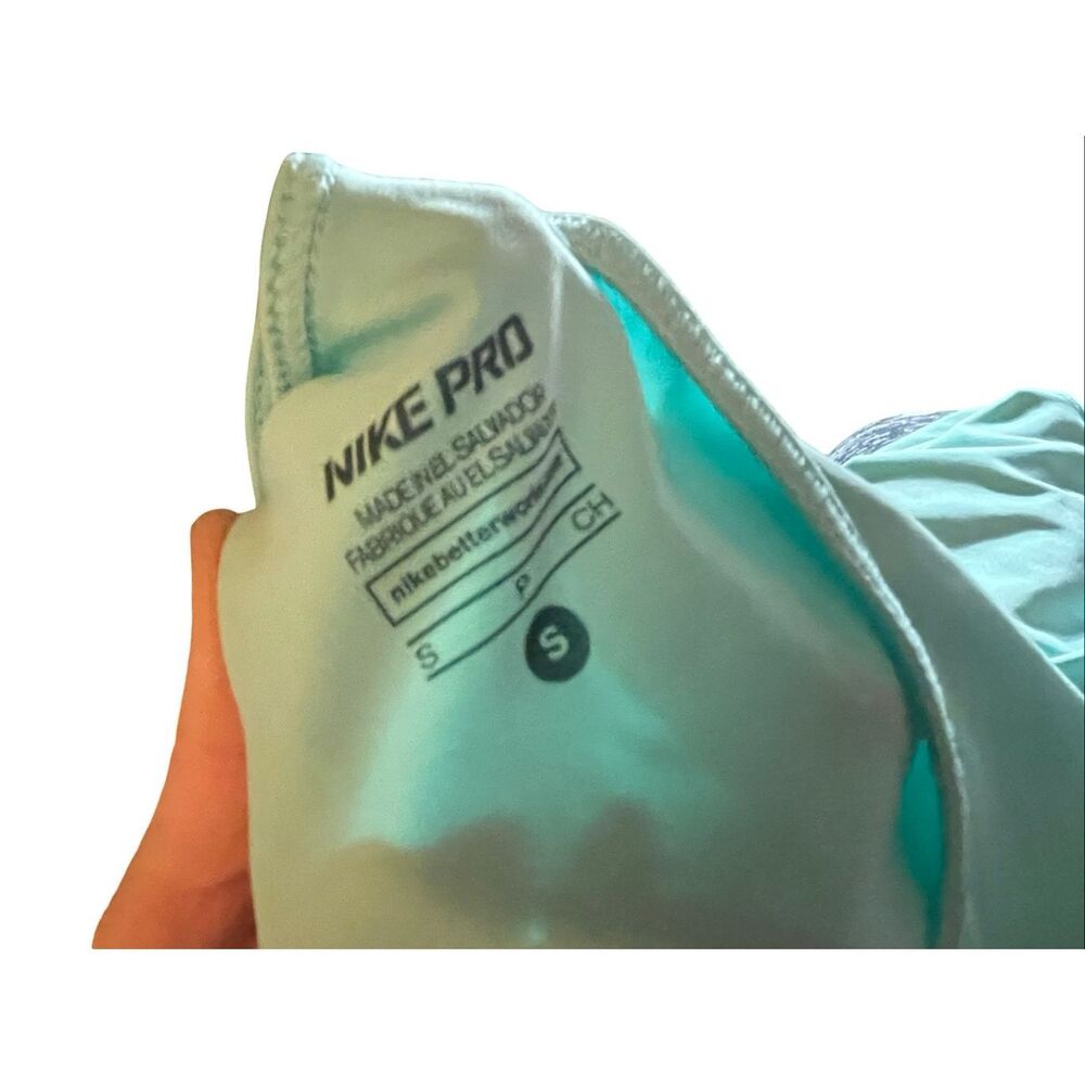 Nike Pro Racerback Tank - Picture 5 of 5